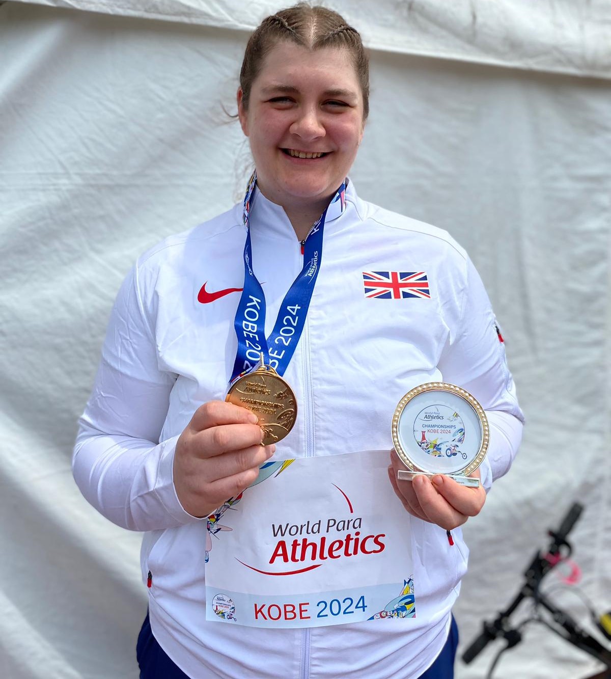 Sabrina celebrating setting a new world record in Kobe at the Para Athletics World Championships 2024.